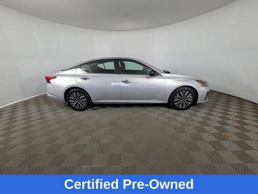 Brilliant Silver Metallic 2024 Nissan Altima 2.5 SV