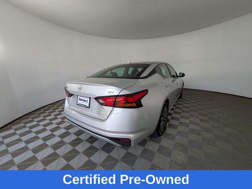 Brilliant Silver Metallic 2024 Nissan Altima 2.5 SV