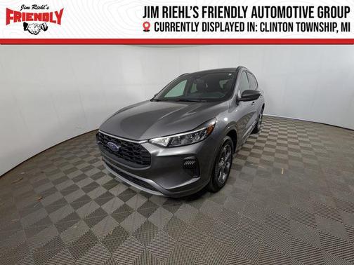 Carbonized Gray Metallic 2024 Ford Escape ST-Line