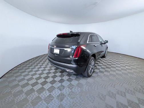 Stellar Black Metallic 2026 Cadillac XT5 Premium Luxury