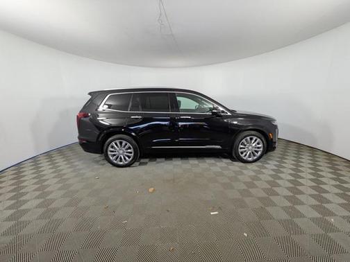 2024 Cadillac XT6 Premium Luxury AWD
