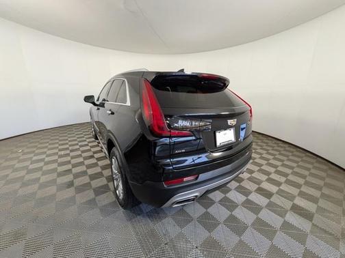 2021 Cadillac XT4 Premium Luxury