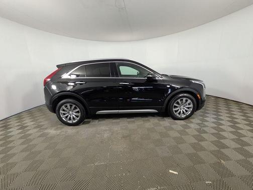 Stellar Black Metallic 2021 Cadillac XT4 Premium Luxury