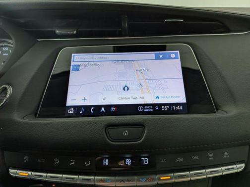 Crystal White Tricoat 2023 Cadillac XT4 Sport