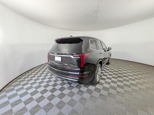 2025 Cadillac XT6 Premium Luxury AWD
