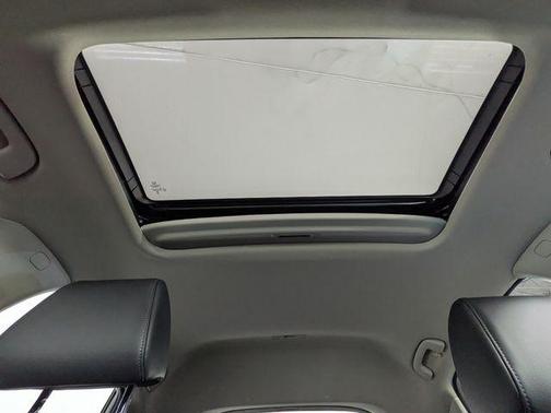 Platinum White Pearl 2023 Honda Civic EX-L