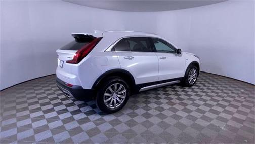 2022 Cadillac XT4 Premium Luxury