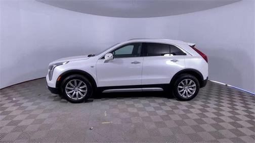 2022 Cadillac XT4 Premium Luxury