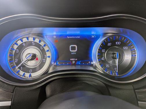 2020 Chrysler 300 Touring