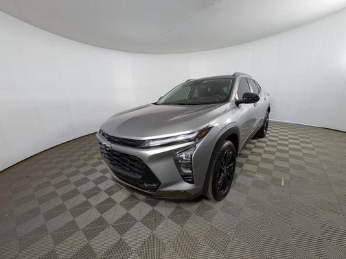 Sterling Gray Metallic 2024 Chevrolet Trax FWD ACTIV