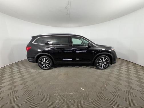 2021 Honda Pilot Touring 8-Passenger