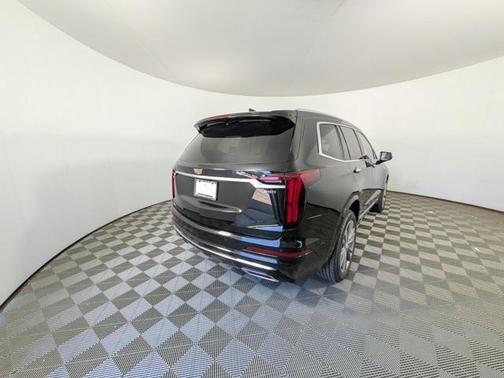 2025 Cadillac XT6 Premium Luxury AWD