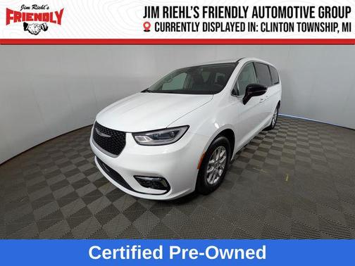Bright White Clearcoat 2024 Chrysler Pacifica Touring L