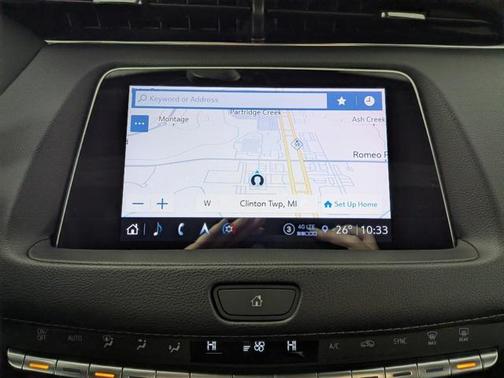 2022 Cadillac XT4 Premium Luxury