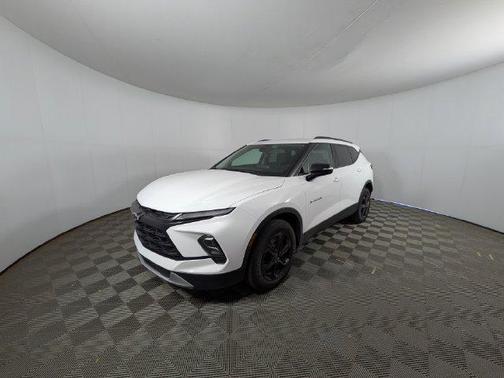 Summit White 2024 Chevrolet Blazer 3LT