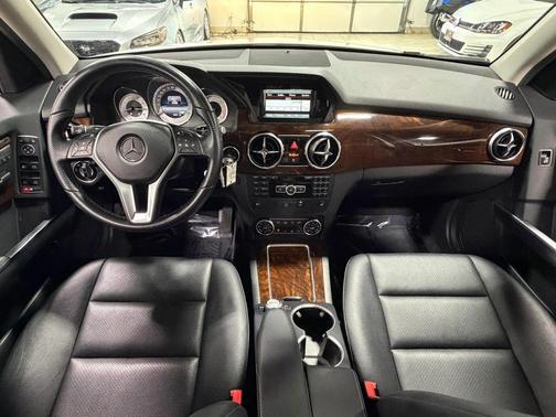 White 2015 Mercedes-Benz GLK-Class GLK 350