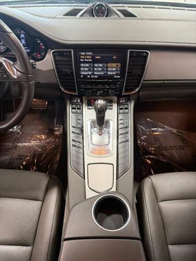 2015 Porsche Panamera 4