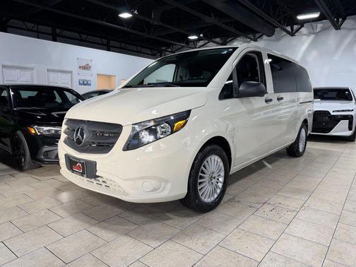 2019 Mercedes-Benz Metris Base