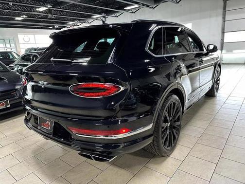 2021 Bentley Bentayga V8