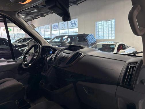 Oxford White 2019 Ford Transit-350 Base