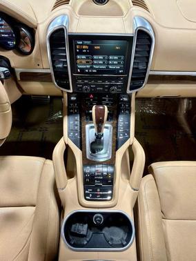 2013 Porsche Cayenne Cayenne