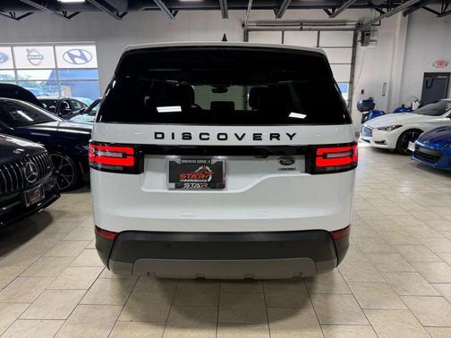 2020 Land Rover Discovery HSE
