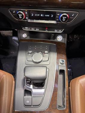 2020 Audi Q5 45 Premium