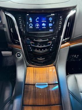 2017 Cadillac Escalade ESV Sport