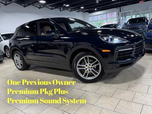 Moonlight Blue Metallic 2020 Porsche Cayenne Cayenne