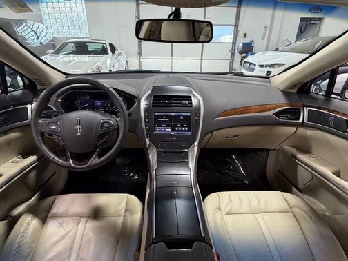 2013 Lincoln MKZ Base