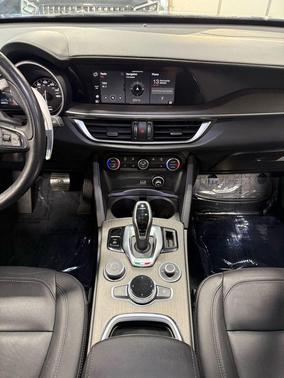 2020 Alfa Romeo Stelvio Ti Sport