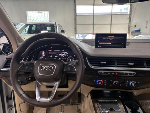 2019 Audi Q7 55 Premium Plus