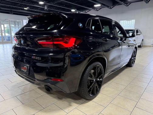 2022 BMW X2 M35i