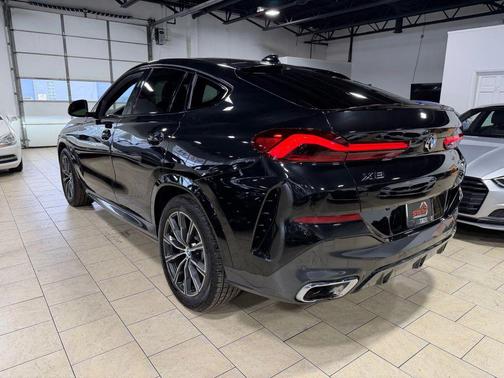 2022 BMW X6 xDrive40i