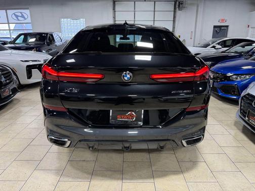2022 BMW X6 xDrive40i