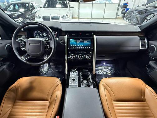 2020 Land Rover Discovery HSE