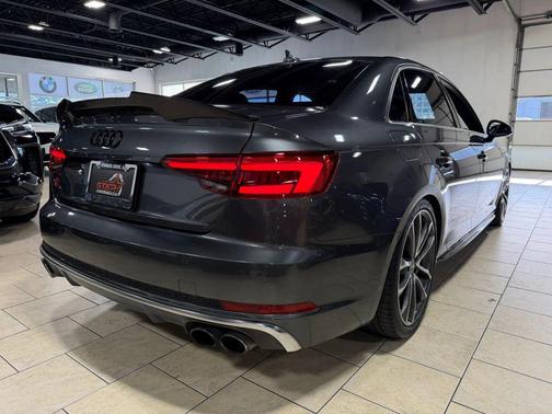 Daytona Gray Pearl Effect 2018 Audi S4 3.0T Prestige