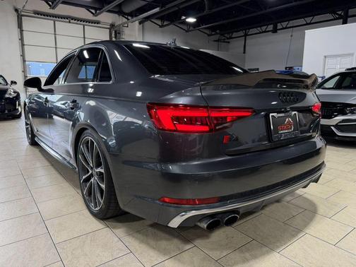 Daytona Gray Pearl Effect 2018 Audi S4 3.0T Prestige
