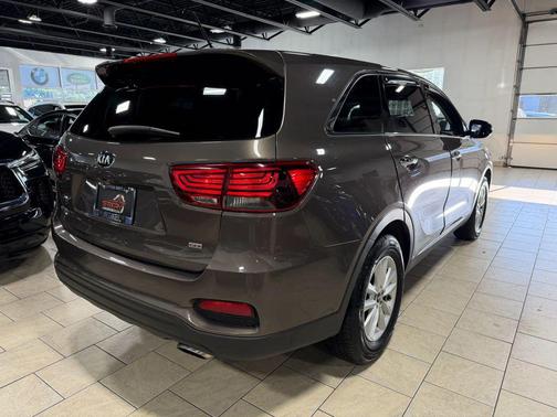 Dragon Brown 2019 Kia Sorento LX