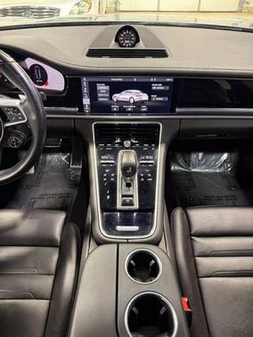 2018 Porsche Panamera 4S