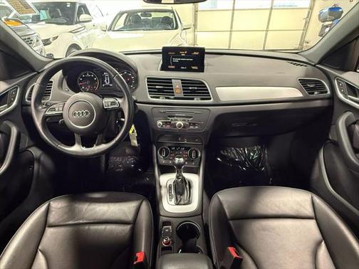 2018 Audi Q3 2.0T Sport Premium