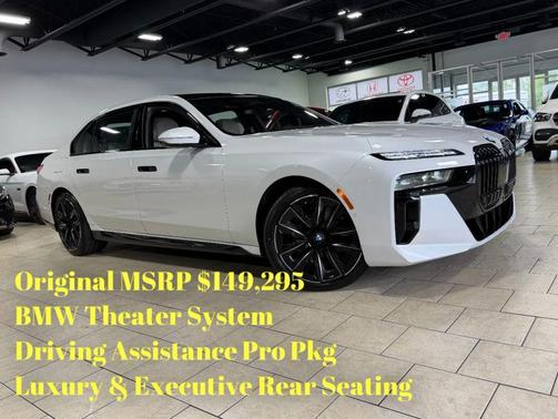 White 2023 BMW 760 i xDrive