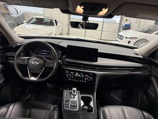 2023 INFINITI QX60 Pure