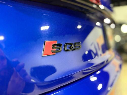 2022 Audi SQ5 3.0T Premium Plus