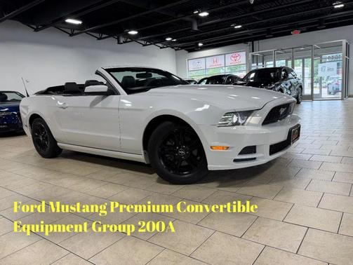 White 2014 Ford Mustang V6 Premium