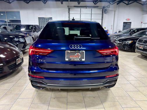 2022 Audi Q3 45 S line Premium Plus