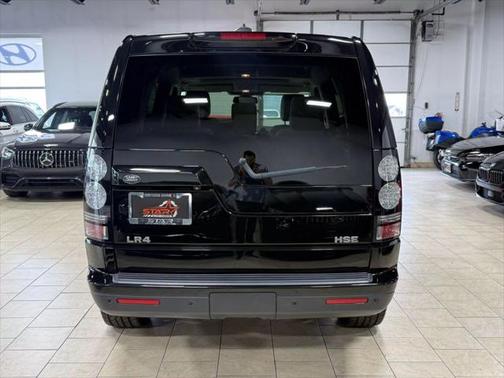 2016 Land Rover LR4 Base