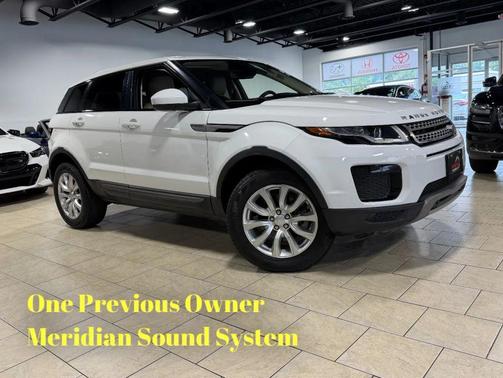 White 2018 Land Rover Range Rover Evoque SE