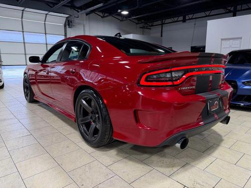 2016 Dodge Charger SRT Hellcat