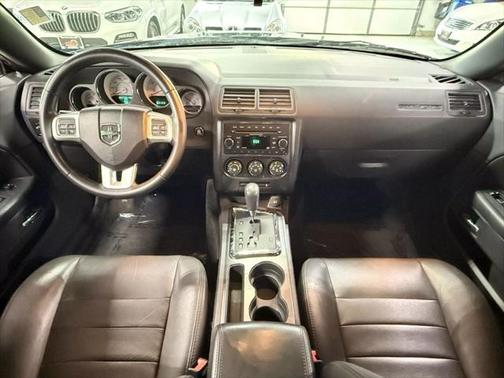 2012 Dodge Challenger SXT